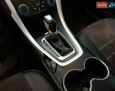 Белый Форд Мондео, объемом двигателя 1.5 л и пробегом 176 тыс. км за 11500 $, фото 16 на Automoto.ua