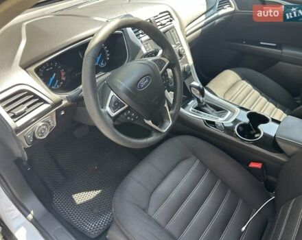 Белый Форд Мондео, объемом двигателя 2 л и пробегом 165 тыс. км за 13500 $, фото 1 на Automoto.ua