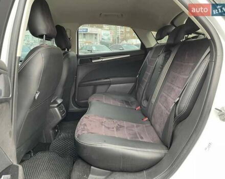 Форд Мондео 2017 в Киеве на Automoto.ua Белый Форд Мондео, объемом двигателя 1.5 л и пробегом 174 тыс. км за 12490 $, фото 9 на Automoto.ua