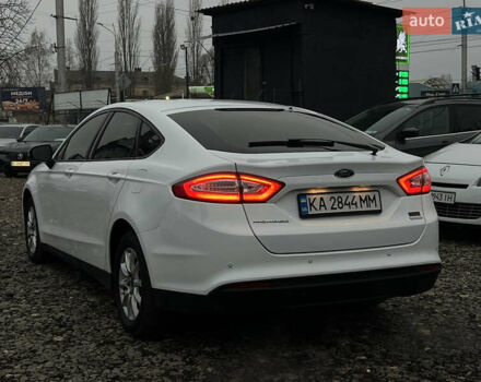 Белый Форд Мондео, объемом двигателя 1.5 л и пробегом 176 тыс. км за 11500 $, фото 3 на Automoto.ua