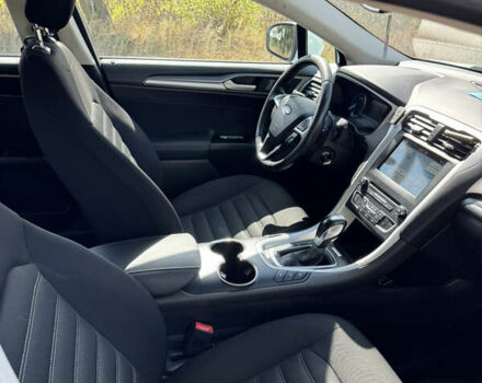 Белый Форд Мондео, объемом двигателя 1.5 л и пробегом 250 тыс. км за 13000 $, фото 12 на Automoto.ua