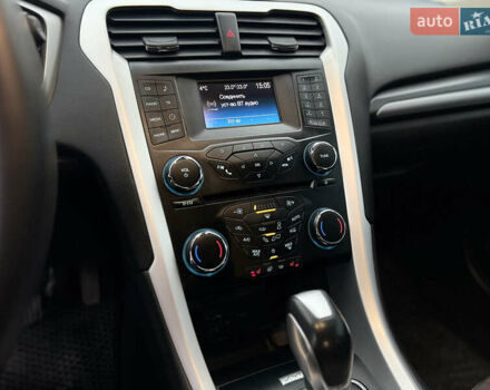 Белый Форд Мондео, объемом двигателя 1.5 л и пробегом 176 тыс. км за 11500 $, фото 15 на Automoto.ua