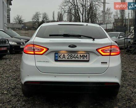 Белый Форд Мондео, объемом двигателя 1.5 л и пробегом 176 тыс. км за 11500 $, фото 4 на Automoto.ua