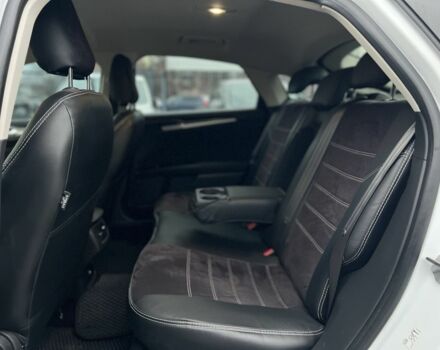 Белый Форд Мондео, объемом двигателя 1.5 л и пробегом 176 тыс. км за 11500 $, фото 10 на Automoto.ua