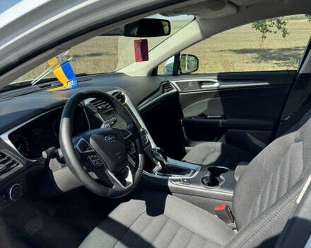 Белый Форд Мондео, объемом двигателя 1.5 л и пробегом 250 тыс. км за 13000 $, фото 13 на Automoto.ua