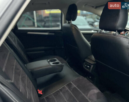 Белый Форд Мондео, объемом двигателя 1.5 л и пробегом 176 тыс. км за 11500 $, фото 7 на Automoto.ua