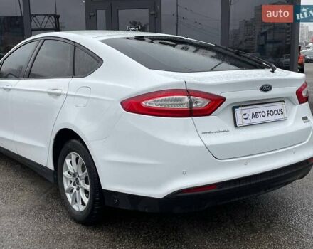 Форд Мондео 2017 в Киеве на Automoto.ua Белый Форд Мондео, объемом двигателя 1.5 л и пробегом 174 тыс. км за 12490 $, фото 5 на Automoto.ua