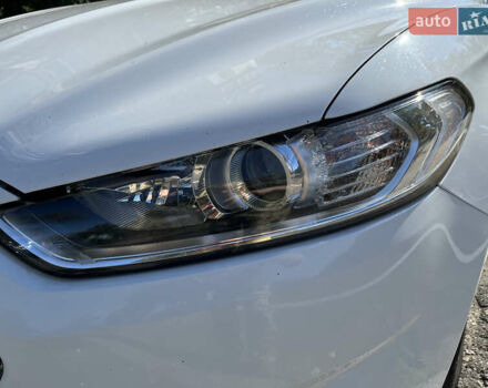 Форд Мондео 2018 в Киеве на Automoto.ua Белый Форд Мондео, объемом двигателя 2 л и пробегом 106 тыс. км за 15708 $, фото 10 на Automoto.ua