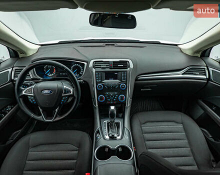 Белый Форд Мондео, объемом двигателя 1.5 л и пробегом 79 тыс. км за 16417 $, фото 9 на Automoto.ua