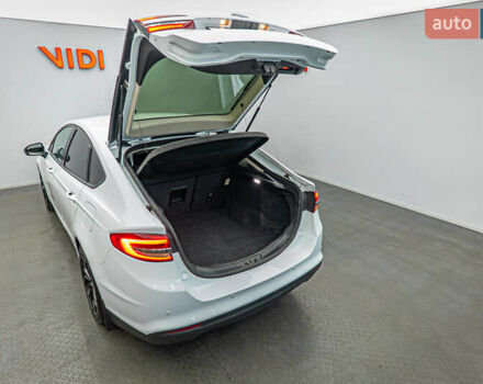 Белый Форд Мондео, объемом двигателя 1.5 л и пробегом 79 тыс. км за 16417 $, фото 6 на Automoto.ua