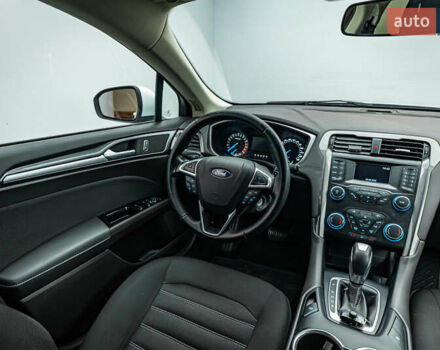 Белый Форд Мондео, объемом двигателя 1.5 л и пробегом 79 тыс. км за 16417 $, фото 10 на Automoto.ua