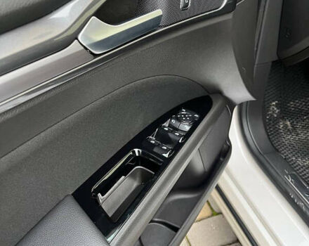 Белый Форд Мондео, объемом двигателя 2 л и пробегом 233 тыс. км за 17100 $, фото 20 на Automoto.ua