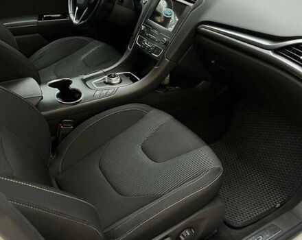 Белый Форд Мондео, объемом двигателя 2 л и пробегом 233 тыс. км за 17100 $, фото 32 на Automoto.ua