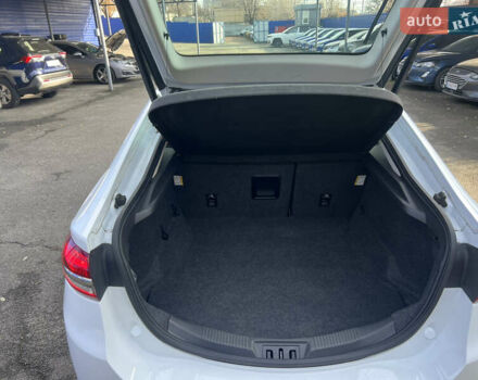 Белый Форд Мондео, объемом двигателя 2 л и пробегом 56 тыс. км за 21500 $, фото 5 на Automoto.ua