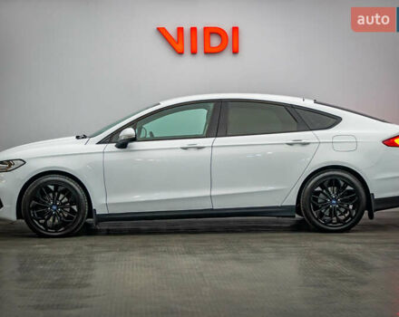 Белый Форд Мондео, объемом двигателя 1.5 л и пробегом 79 тыс. км за 16417 $, фото 2 на Automoto.ua