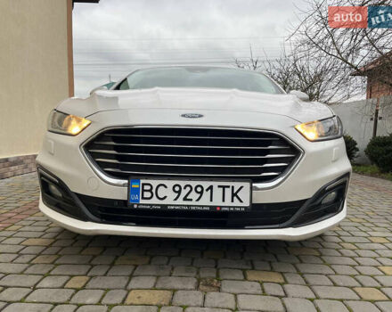 Белый Форд Мондео, объемом двигателя 2 л и пробегом 233 тыс. км за 17100 $, фото 3 на Automoto.ua