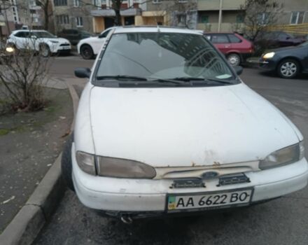 Белый Форд Мондео, объемом двигателя 2 л и пробегом 350 тыс. км за 946 $, фото 1 на Automoto.ua