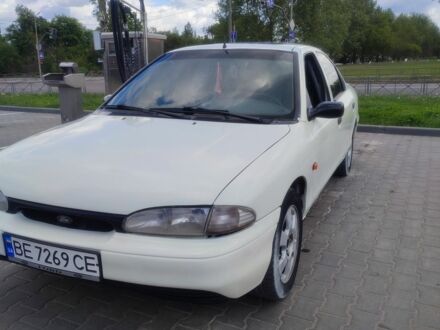 Форд Мондео 1994 в Новой Одессе на Automoto.ua Белый Форд Мондео, объемом двигателя 1.8 л и пробегом 200 тыс. км за 1800 $, фото 1 на Automoto.ua