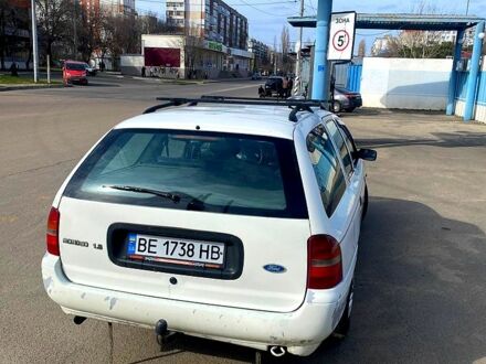 Форд Мондео 1995 у Миколаєві на Automoto.ua Білий Форд Мондео, об'ємом двигуна 18 л та пробігом 270 тис. км за 1900 $, фото 1 на Automoto.ua