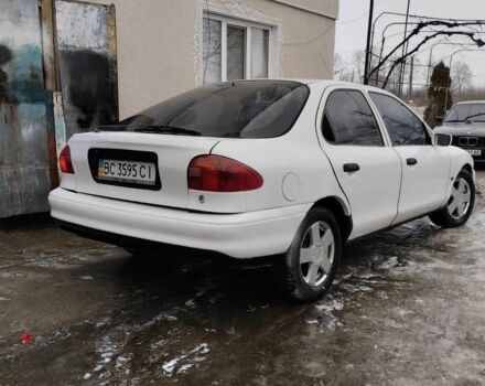 Белый Форд Мондео, объемом двигателя 1 л и пробегом 253 тыс. км за 1350 $, фото 1 на Automoto.ua