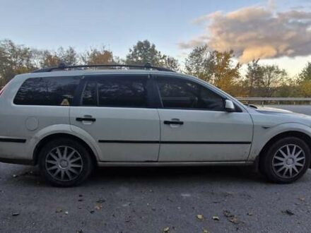 Белый Форд Мондео, объемом двигателя 1.8 л и пробегом 304 тыс. км за 3800 $, фото 1 на Automoto.ua