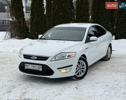 Белый Форд Мондео, объемом двигателя 2 л и пробегом 140 тыс. км за 7200 $, фото 1 на Automoto.ua