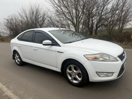 Белый Форд Мондео, объемом двигателя 2 л и пробегом 295 тыс. км за 6900 $, фото 1 на Automoto.ua