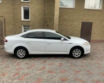 Білий Форд Мондео, об'ємом двигуна 2 л та пробігом 217 тис. км за 6000 $, фото 1 на Automoto.ua