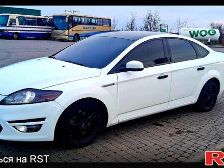 Форд Мондео 2011 у Новомосковске на Automoto.ua Білий Форд Мондео, об'ємом двигуна 1.6 л та пробігом 295 тис. км за 8000 $, фото 1 на Automoto.ua