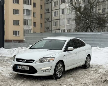 Белый Форд Мондео, объемом двигателя 2 л и пробегом 216 тыс. км за 7900 $, фото 1 на Automoto.ua