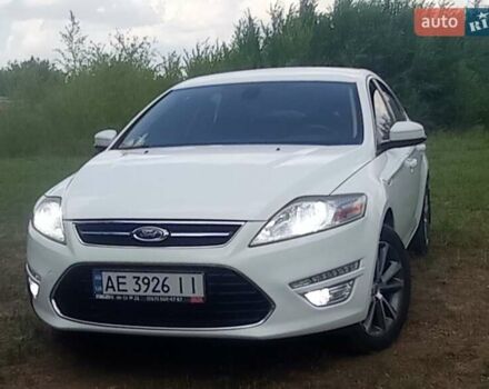 Белый Форд Мондео, объемом двигателя 2 л и пробегом 200 тыс. км за 8500 $, фото 1 на Automoto.ua