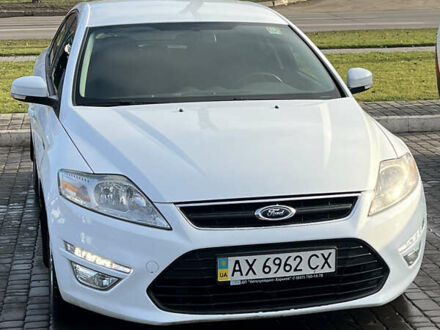 Белый Форд Мондео, объемом двигателя 1.6 л и пробегом 180 тыс. км за 8900 $, фото 1 на Automoto.ua