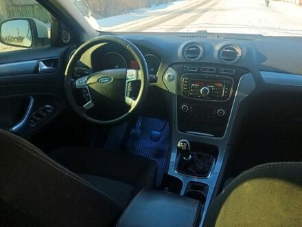 Білий Форд Мондео, об'ємом двигуна 1.6 л та пробігом 24400 тис. км за 5800 $, фото 1 на Automoto.ua