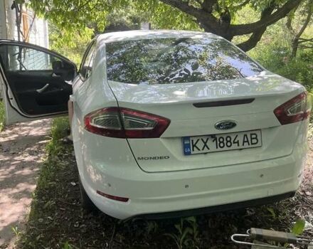 Белый Форд Мондео, объемом двигателя 2.3 л и пробегом 260 тыс. км за 8734 $, фото 1 на Automoto.ua