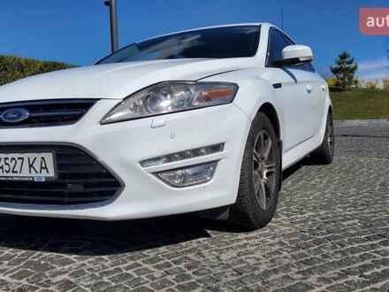Білий Форд Мондео, об'ємом двигуна 2 л та пробігом 238 тис. км за 8200 $, фото 1 на Automoto.ua