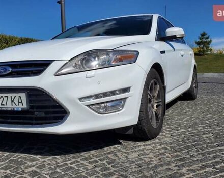 Білий Форд Мондео, об'ємом двигуна 2 л та пробігом 238 тис. км за 8200 $, фото 1 на Automoto.ua