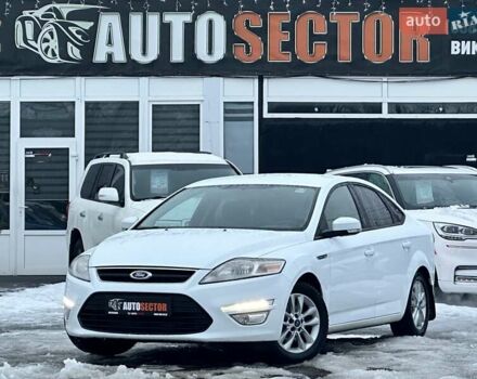 Белый Форд Мондео, объемом двигателя 1.6 л и пробегом 180 тыс. км за 8800 $, фото 1 на Automoto.ua