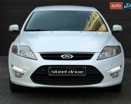 Білий Форд Мондео, об'ємом двигуна 2 л та пробігом 260 тис. км за 9699 $, фото 1 на Automoto.ua