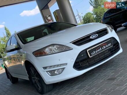 Форд Мондео 2013 в Николаеве на Automoto.ua Белый Форд Мондео, объемом двигателя 2 л и пробегом 253 тыс. км за 8999 $, фото 1 на Automoto.ua