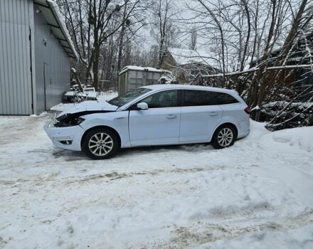 Белый Форд Мондео, объемом двигателя 2 л и пробегом 200 тыс. км за 5200 $, фото 1 на Automoto.ua