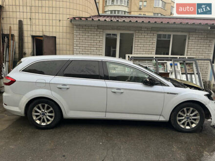 Білий Форд Мондео, об'ємом двигуна 2 л та пробігом 185 тис. км за 5000 $, фото 1 на Automoto.ua
