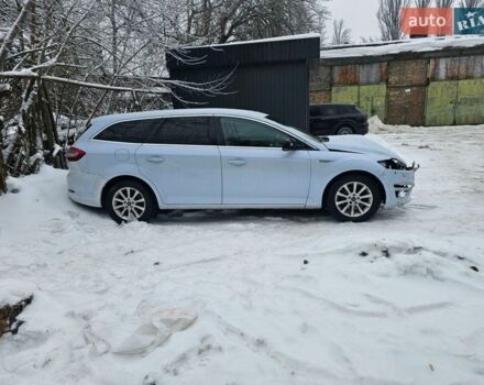 Белый Форд Мондео, объемом двигателя 2 л и пробегом 210 тыс. км за 4000 $, фото 1 на Automoto.ua