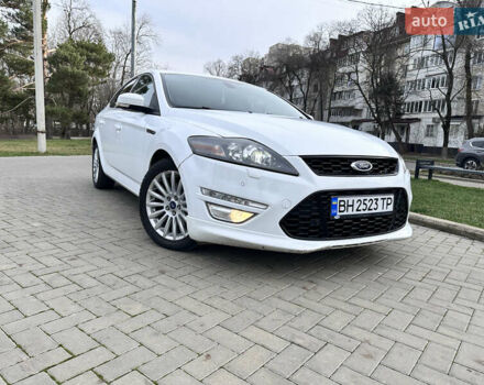 Білий Форд Мондео, об'ємом двигуна 2 л та пробігом 171 тис. км за 9900 $, фото 1 на Automoto.ua