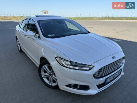Форд Мондео 2015 в Одессе на Automoto.ua Белый Форд Мондео, объемом двигателя 2 л и пробегом 127 тыс. км за 14000 $, фото 1 на Automoto.ua