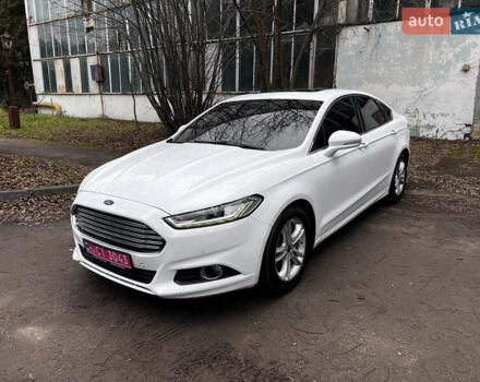 Белый Форд Мондео, объемом двигателя 2 л и пробегом 132 тыс. км за 10900 $, фото 1 на Automoto.ua