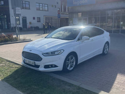 Белый Форд Мондео, объемом двигателя 2 л и пробегом 290 тыс. км за 13999 $, фото 1 на Automoto.ua