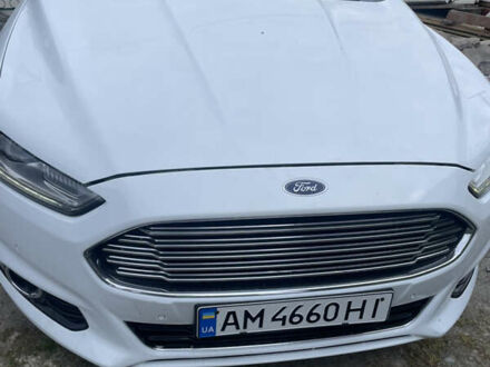 Белый Форд Мондео, объемом двигателя 1.5 л и пробегом 234 тыс. км за 9000 $, фото 1 на Automoto.ua