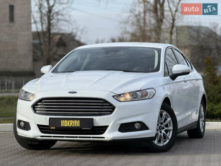 Белый Форд Мондео, объемом двигателя 2 л и пробегом 81 тыс. км за 14950 $, фото 1 на Automoto.ua