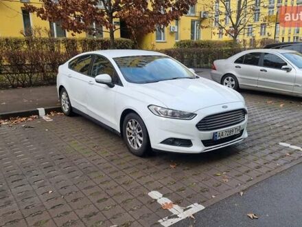 Белый Форд Мондео, объемом двигателя 2 л и пробегом 75 тыс. км за 15000 $, фото 1 на Automoto.ua