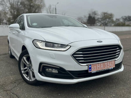 Белый Форд Мондео, объемом двигателя 2 л и пробегом 115 тыс. км за 17499 $, фото 1 на Automoto.ua